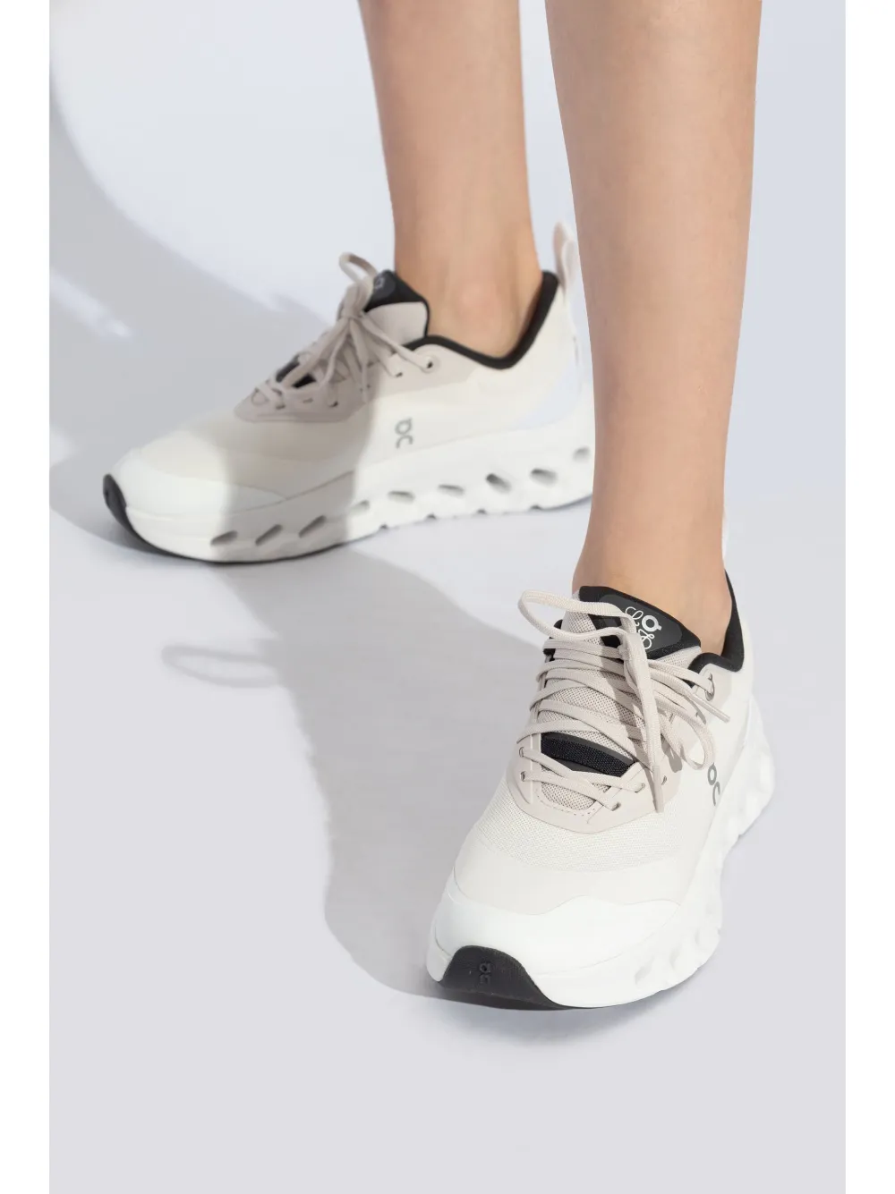 LOEWE x On logo-print sneakers | Low-Tops | Image 2
