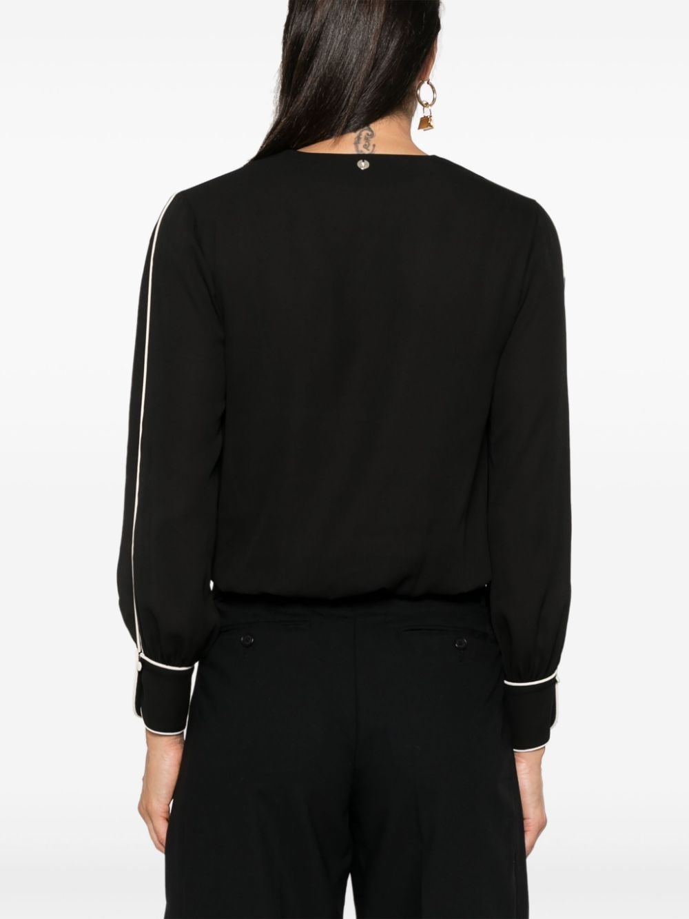 Shop Liu •jo Crêpe De Chine Blouse In 黑色