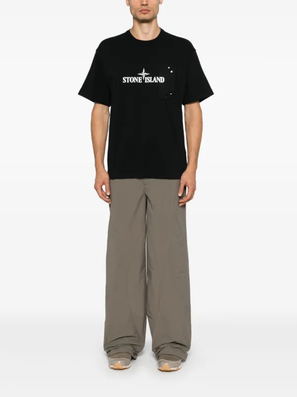 Stone Island ロゴ Tシャツ | ブラック | FARFETCH JP
