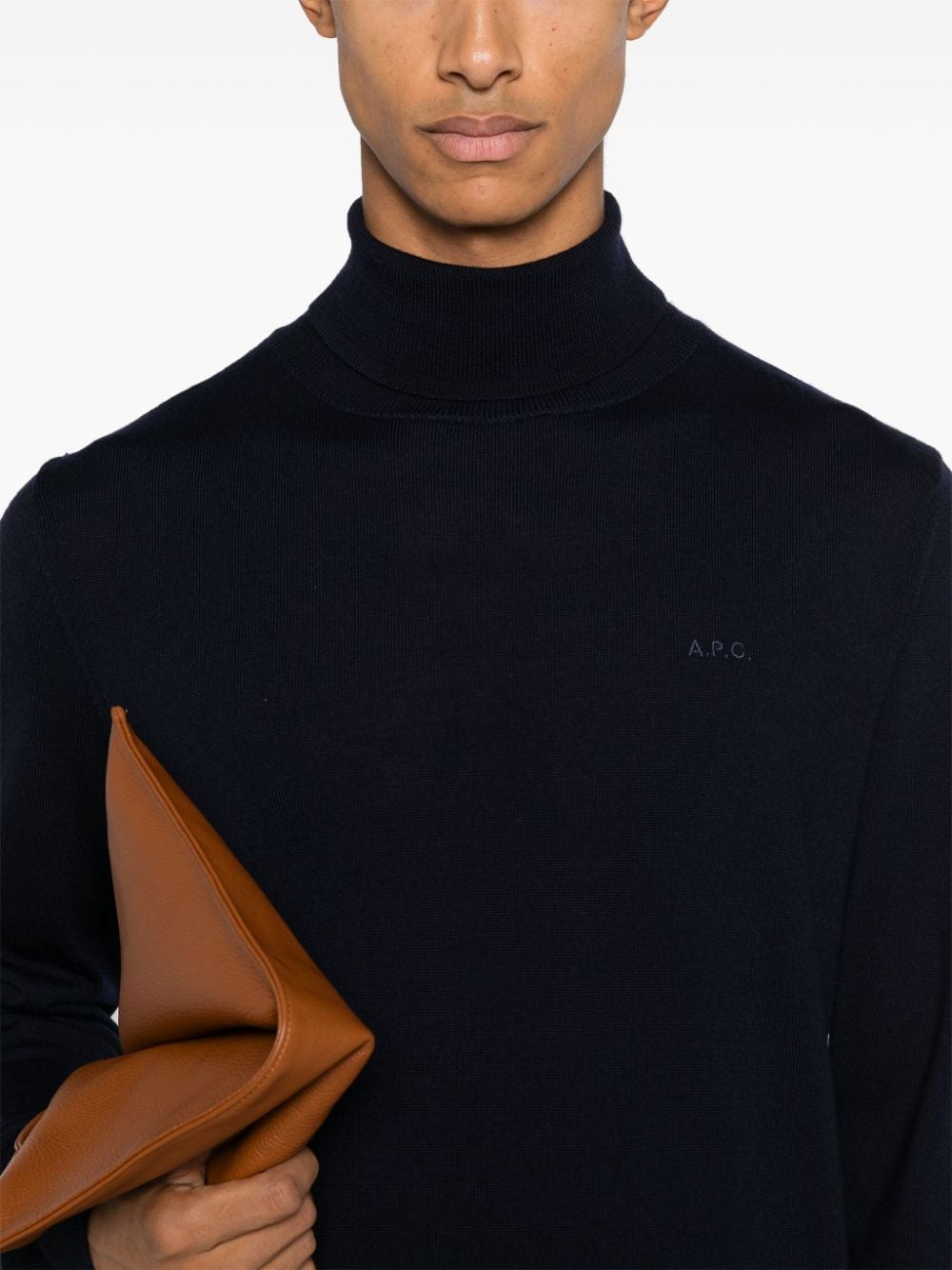 Shop Apc Hector Sweater In 蓝色