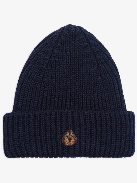 PELO FOUNDATION Beanie mit Hundeapplikation