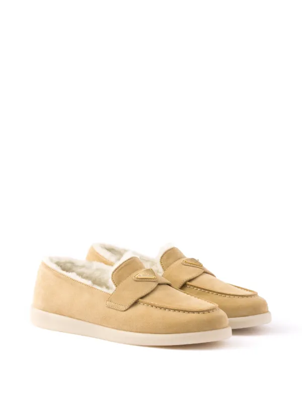 関税込 PRADA |Suede and shearling loafers Prada Suede And Shearling Loafers | Neutrals | FARFETCH