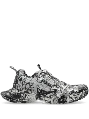 Balenciaga(バレンシアガ)メンズ ローカットスニーカー - FARFETCH Balenciaga(バレンシアガ)メンズ ローカットスニーカー - FARFETCH