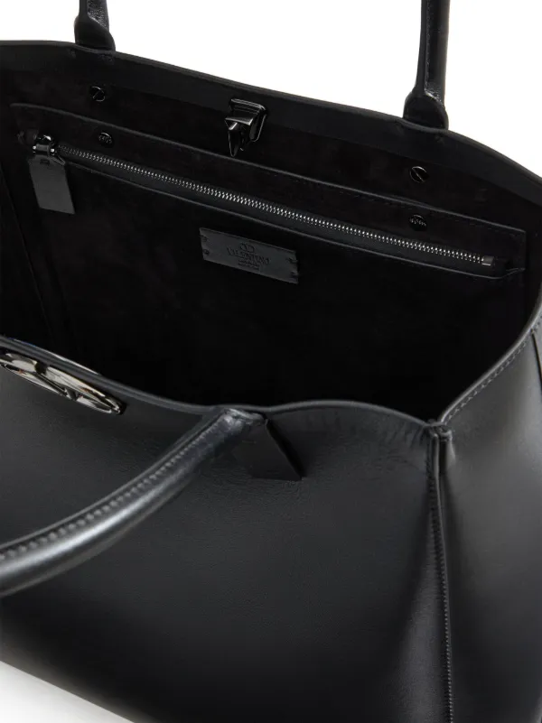 【Valentino】VLOGO LOCKER MEDIUM TOTE BAG◆5W0B0Q59RCG Valentino Garavani Medium VLogo Locker Tote Bag | Black