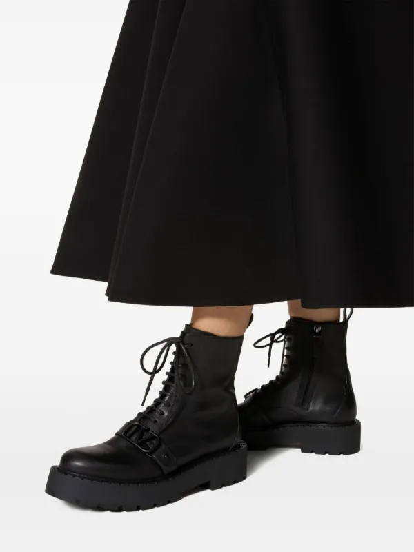 Valentino Garavani コンバットブーツ | ブラック | FARFETCH JP