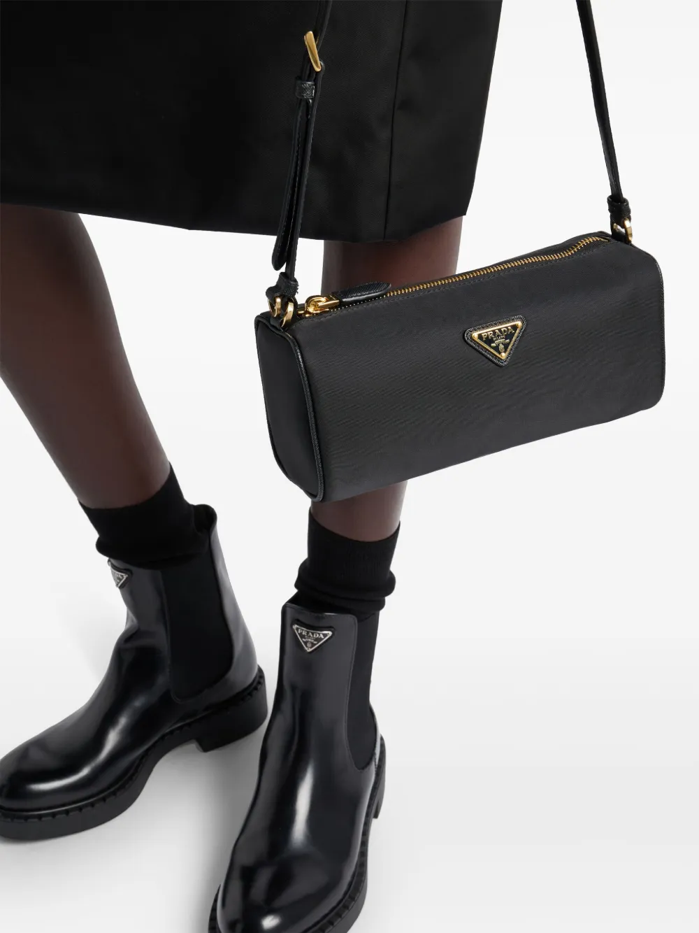 Prada トライアングルロゴ ポーチ | ブラック | FARFETCH JP