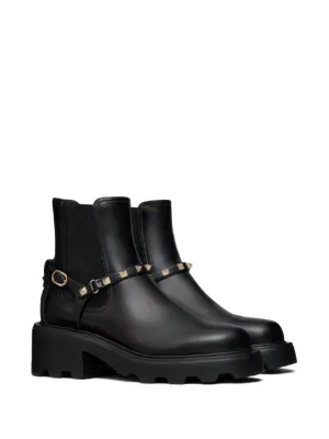 VALENTINOスタッズ付きブラックレザーアンクルブーツ VALENTINO ヴァレンティノ ブーツ シューズ スタッズアンクル