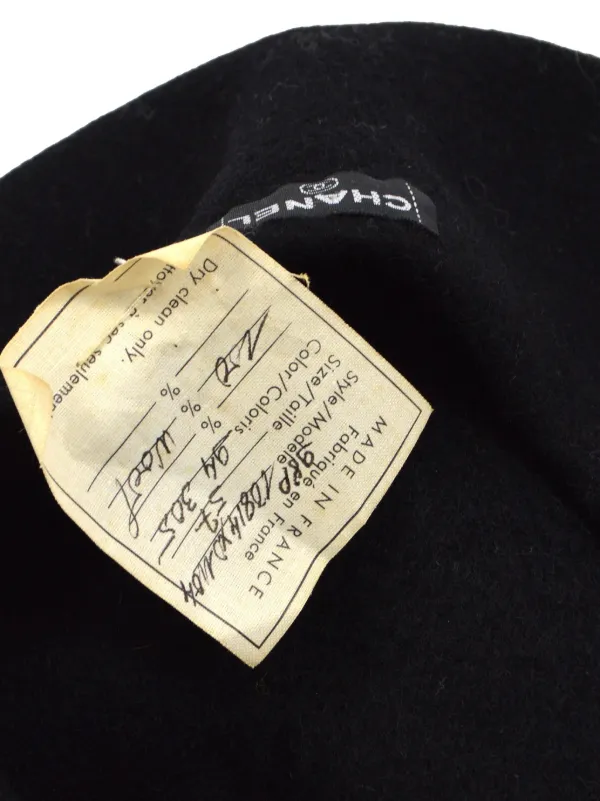CHANEL Pre-Owned 1998 CC Wool Beret Hat | Black | FARFETCH