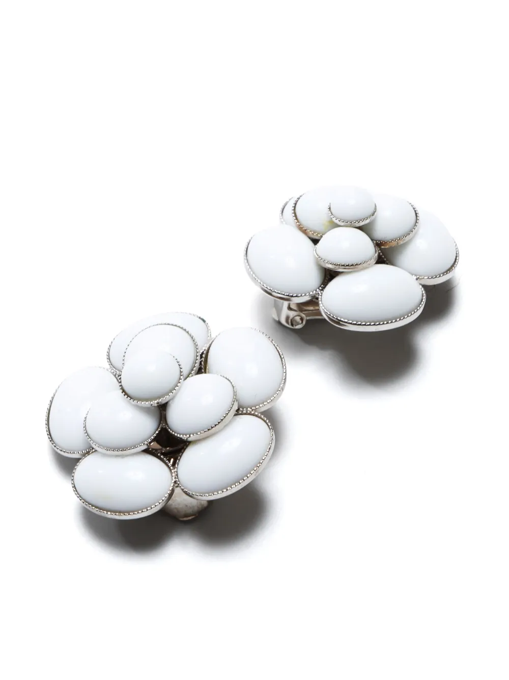 CHANEL Pre-Owned 1998 Caméllia clip-on earrings - Zilver
