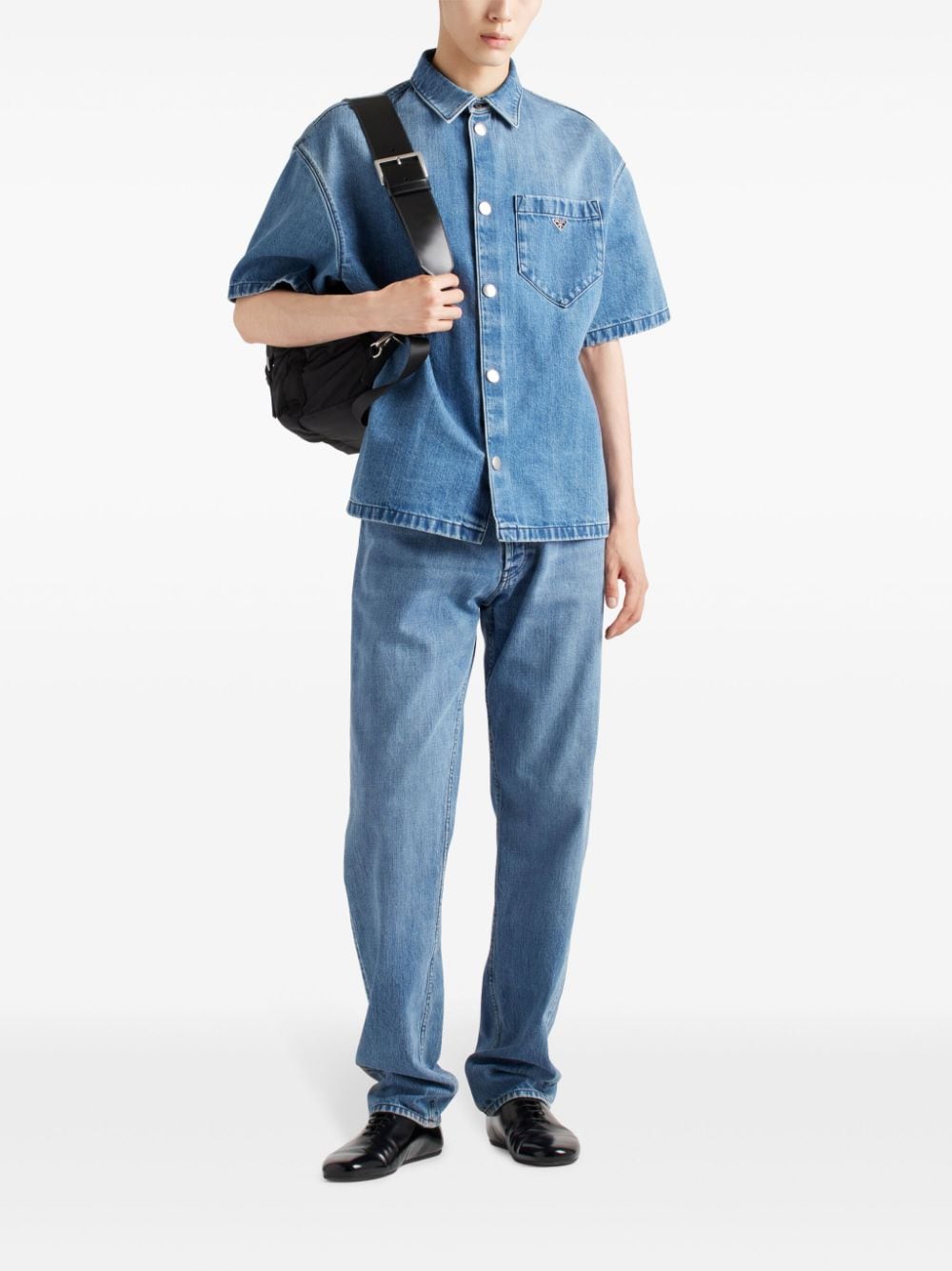 Prada triangle-logo denim shirt - Blauw