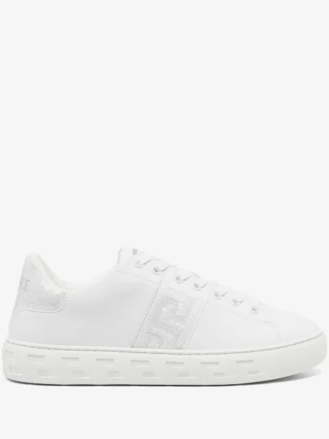 Versace tenis con detalles Greca