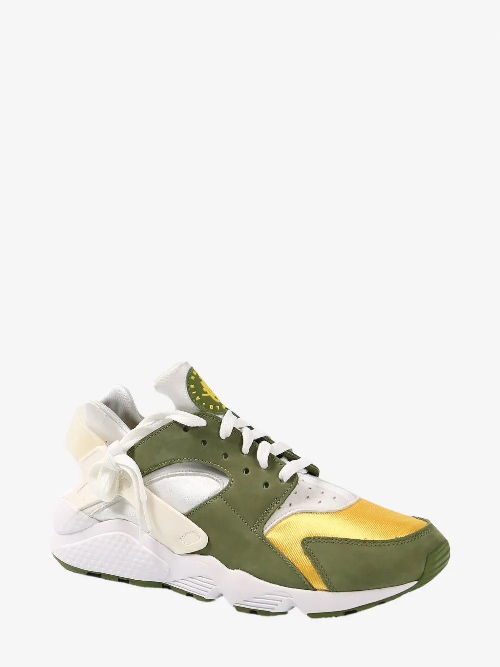 Farfetch sneakers deals