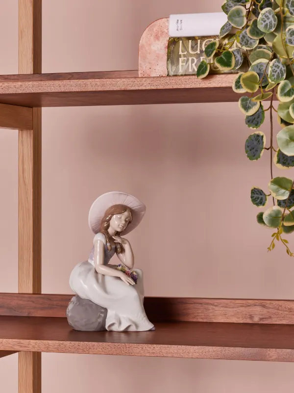 Lladró Spring Has Come Girl Sculpture | White | FARFETCH Lladró Spring Has Come Girl Sculpture | White | FARFETCH