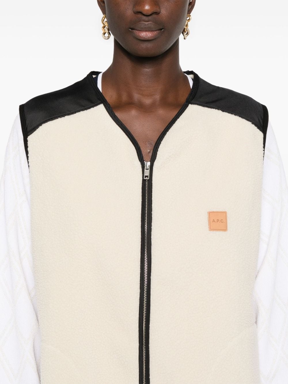 Shop Apc Nate Gilet In Neutrals