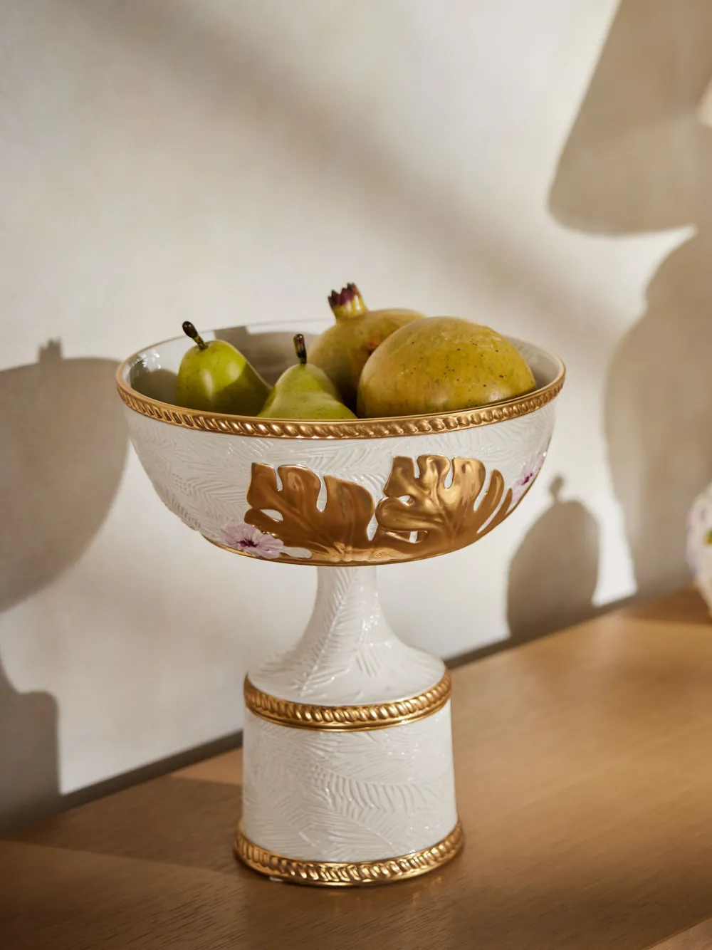 Villari Acapulco Stand Bowl In Weiss
