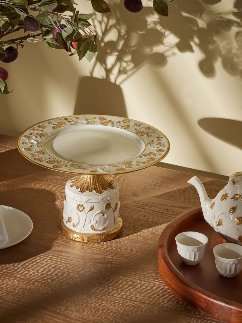 Villari Taormina Cake Stand In Weiss