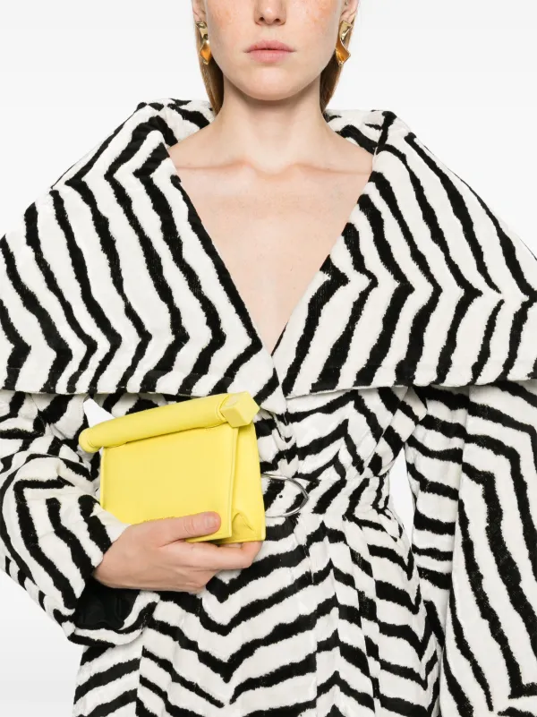 【関税＆送料込み】Jacquemus 'Le Caban Caruso' Coat The Caruso coat by JACQUEMUS | Official website