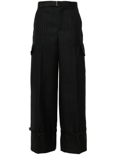 sacai بنطال بخطوط رفيعة