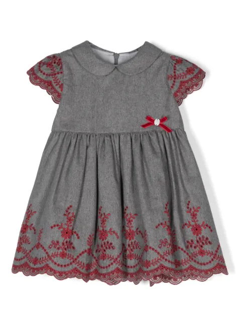 Patachou vestido con logo bordado con mostacillas