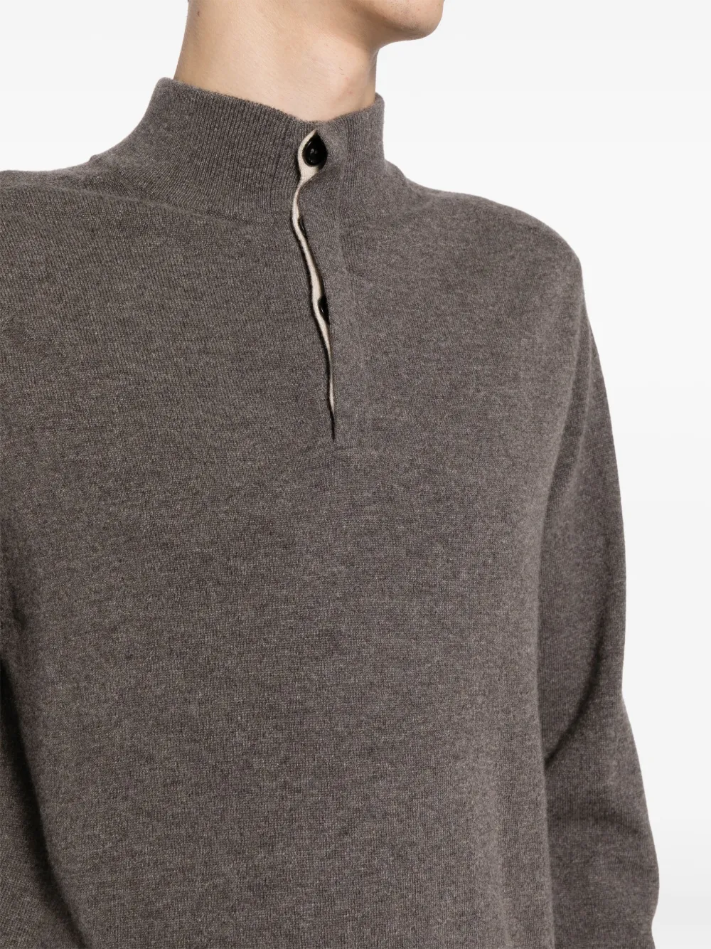 N.Peal Kasjmier trui met knopen Beige