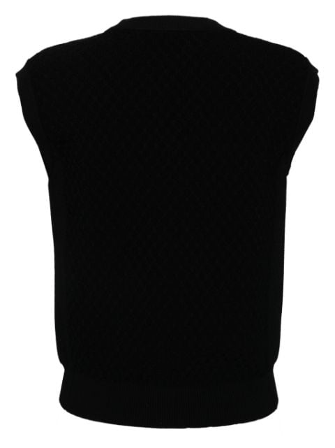 sleeveless knitted top 