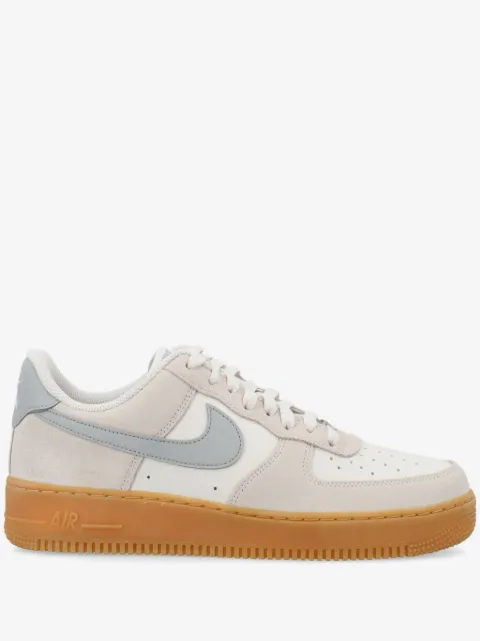 Nike baskets Air Force 1 '07 LV8