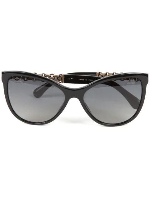 HOT SALE CHANEL 2000s chain-detail cat-eye sunglasses Women