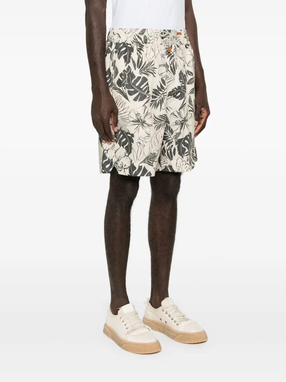 Shop Eleventy Linen Shorts In Neutrals