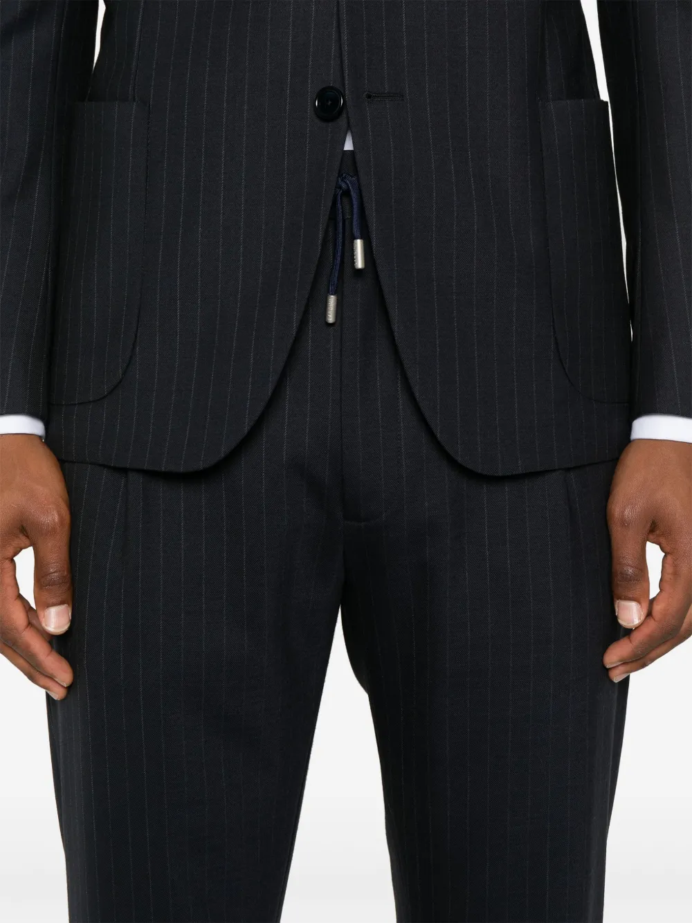 LARDINI ダークブルー ストライプ スーツジャケット Lardini ストライプ スーツ | ブルー | FARFETCH JP