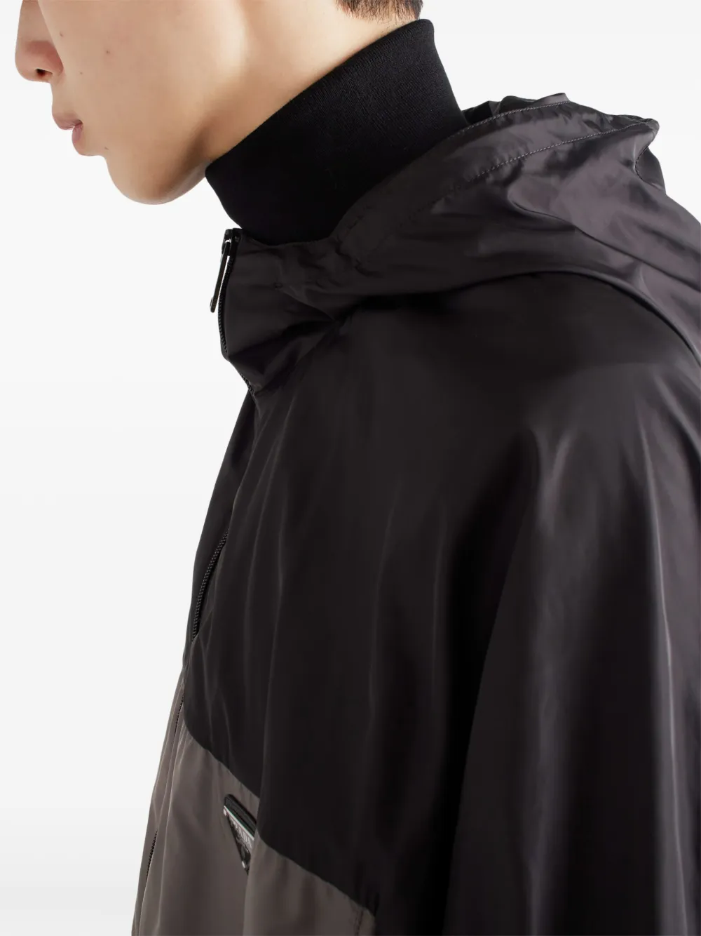 Prada Re-Nylon donsjack Zwart