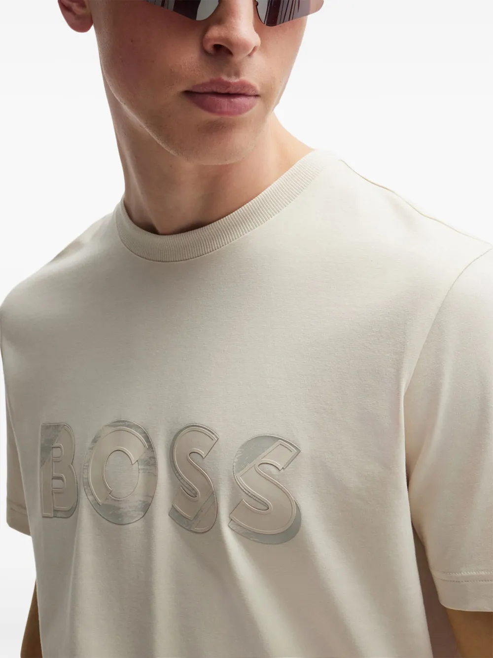 BOSS T-shirt met logo-applicatie Beige