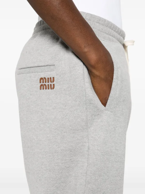 パンツ MIU MIU MIU MIU LOGO PANTS Miu Miu logo-patch Track Pants | Grey | FARFETCH IS