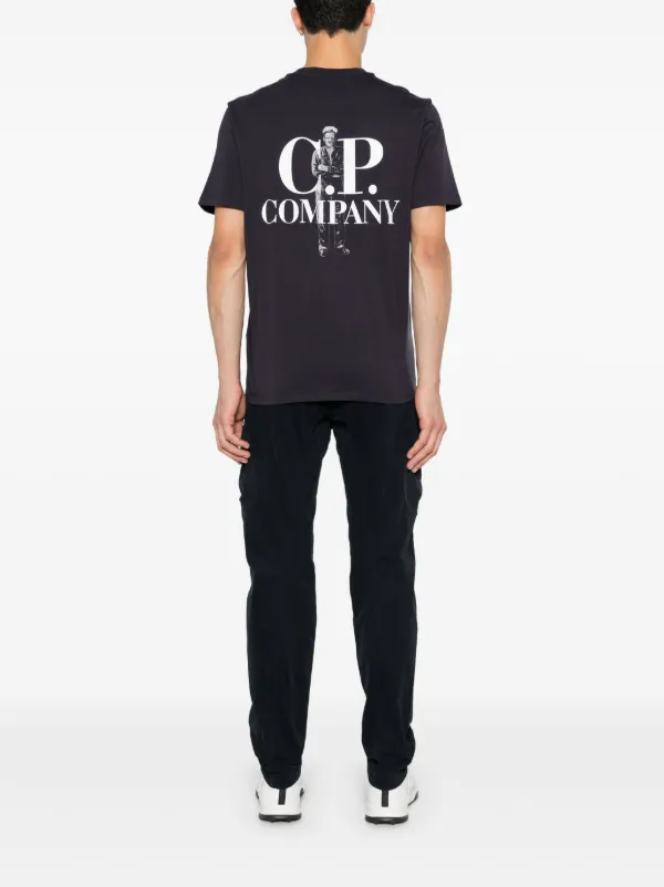 【送料&関税込】C.P. Company T-shirt With Logo Print On Ches C.P. Company logo-print T-shirt | Black | FARFETCH ID