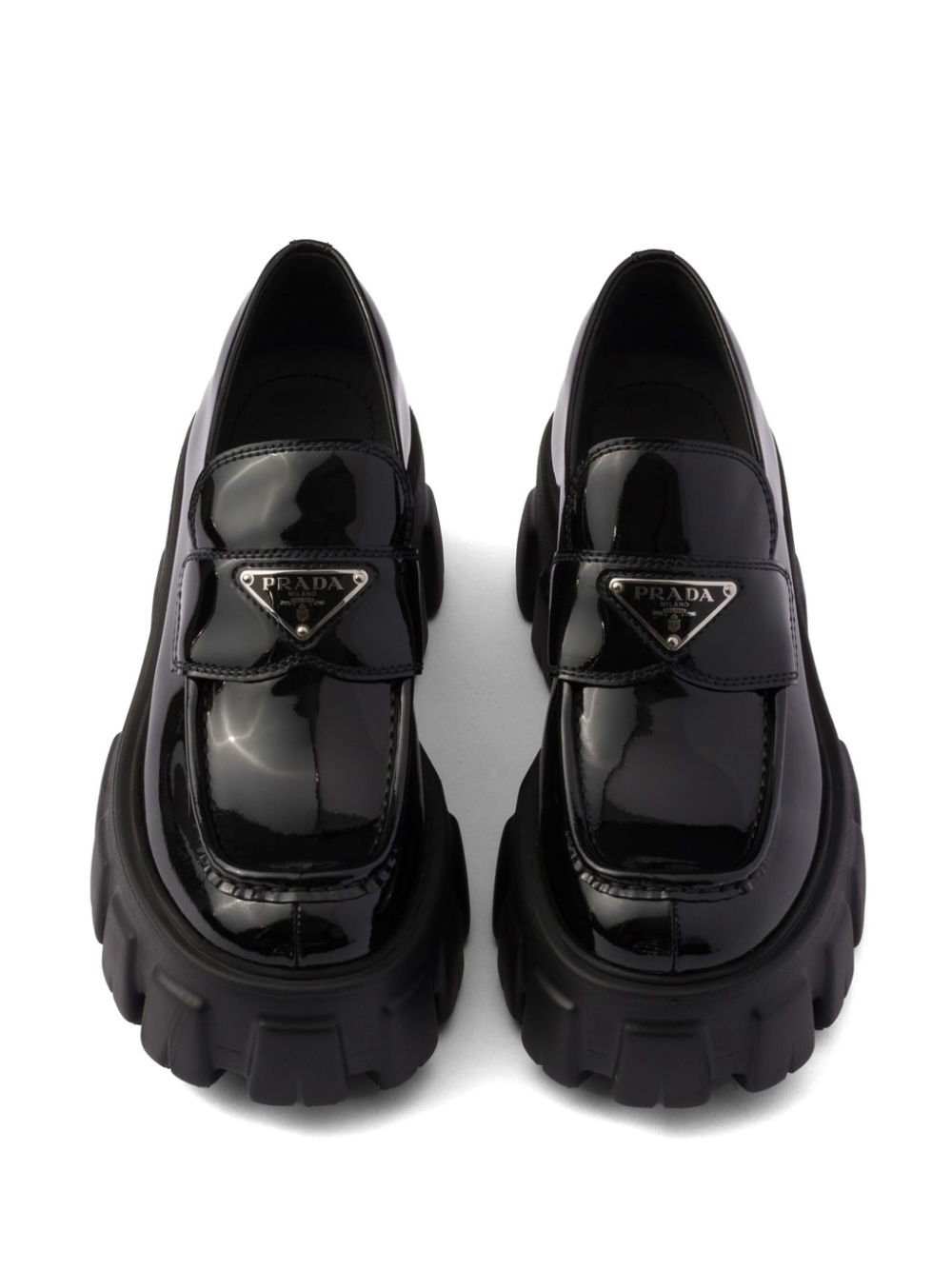 Prada Monolith lakleren loafers Zwart