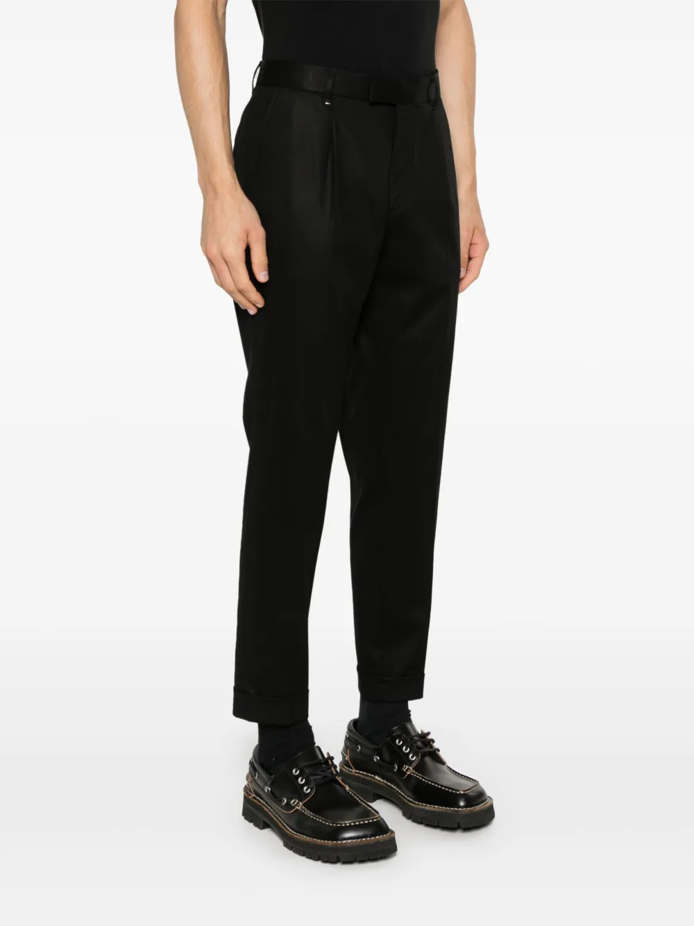 BOSS Broek met geplooid detail Zwart