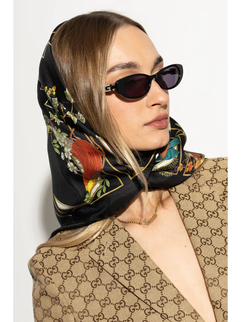 Gucci Eyewear Zonnebril met cat-eye montuur - Zwart