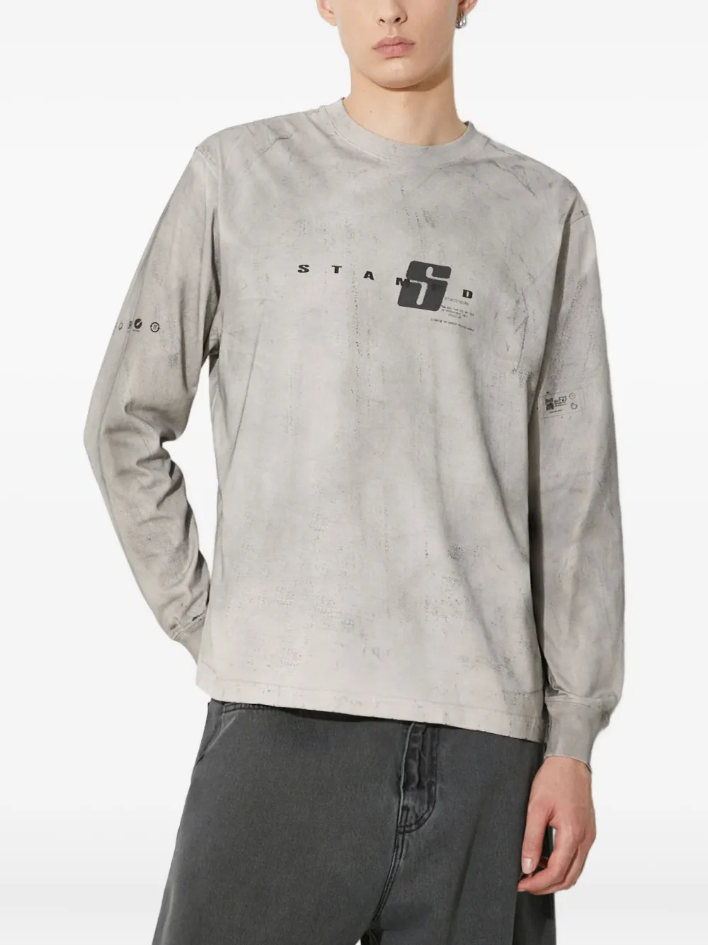 long-sleeve graphic-print T-shirt
