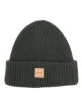 A.P.C. logo-patch beanie - Green