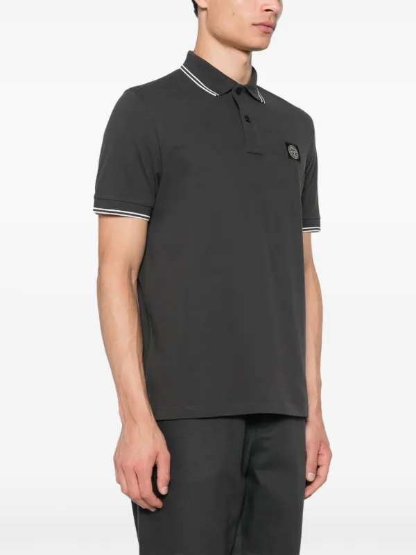 STONE  グレー ポロシャツ 襟ストライプ ロゴ付き STONE ISLAND グレー ポロシャツ 襟ストライプ ロゴ付き