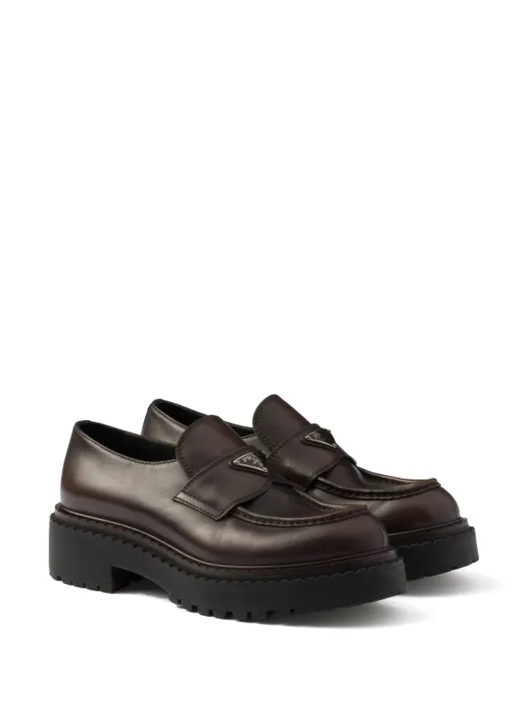 PRADA ブラウンレザー ローファー Prada レザーローファー | ブラウン | FARFETCH JP