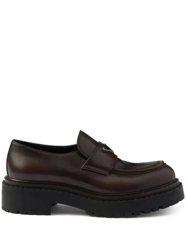 ローファー・オックスフォード Prada Brown Leather Loafers パリ直送!【PRADA】チョコレート ブラッシュドレザー ローファー