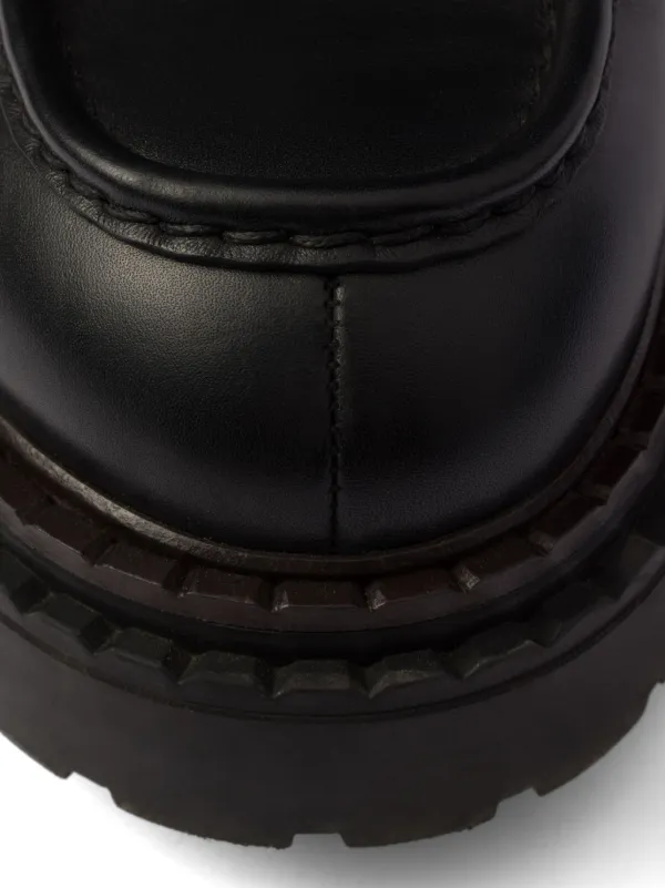 【関税込＆追跡】PRADA ファックス ファー グローブ Prada レザーローファー | ブラック | FARFETCH JP