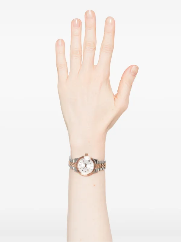 Ferragamo Pair Duo 28mm 腕時計 | ホワイト | FARFETCH JP