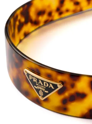 Prada トライアングルロゴ ヘアバンド | レッド | FARFETCH JP