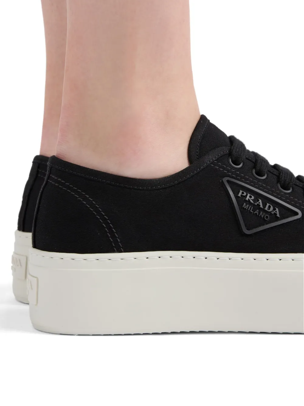 シューズ・サンダルその他 PRADA LACE-UP SHOES (1E206DFDX65055 F0009) PRADA Women Blue Patent Leather Laced Shoes Oxford 37.5 | eBay