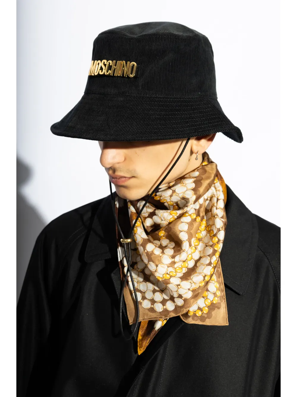 Moschino Vissershoed met logoplakkaat Zwart