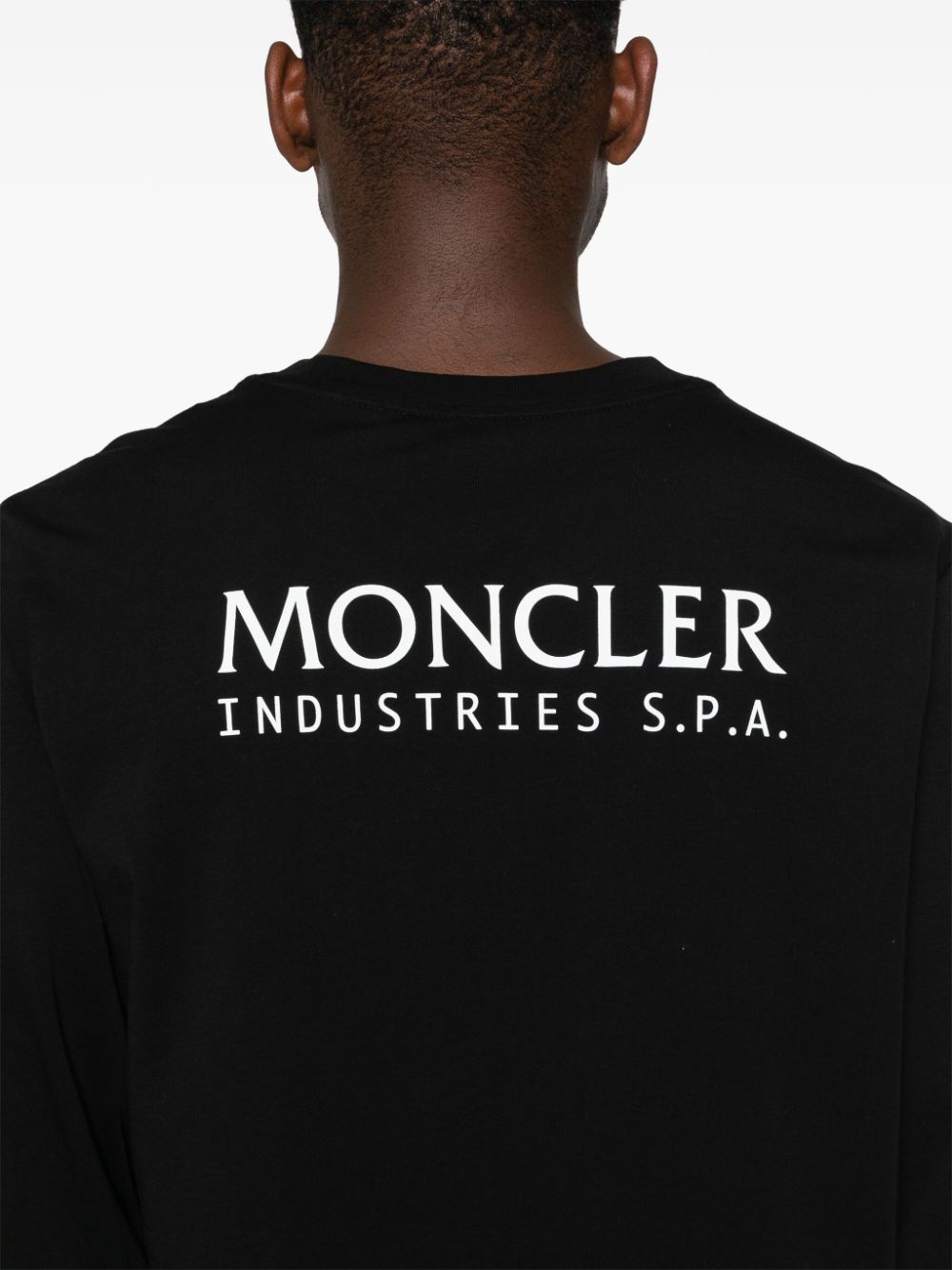 Shop Moncler Logo-print T-shirt In Black