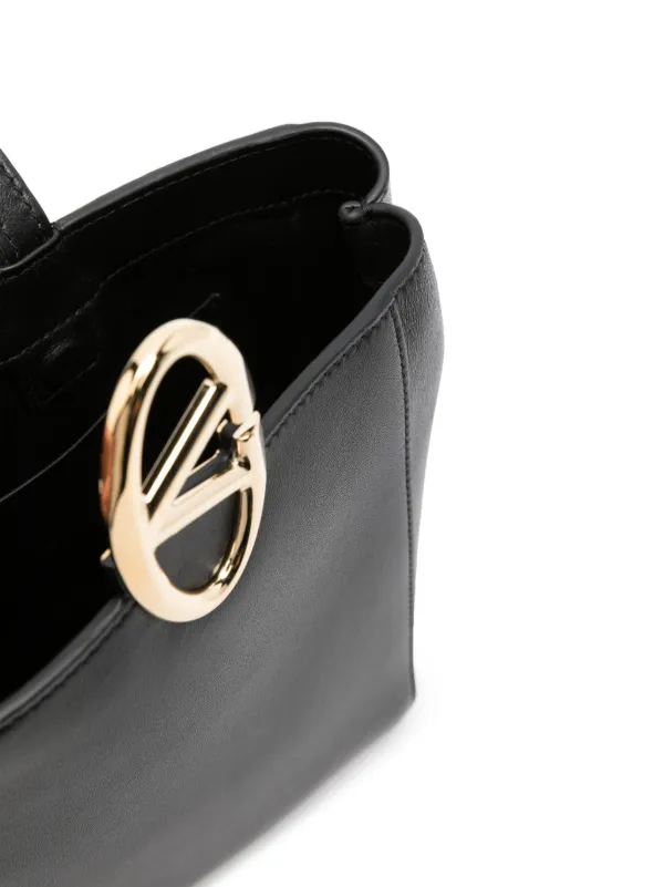 ショルダーバッグ・ポシェット VALENTINO GARAVANI Vlogo Signature leather shoulder bag Nero 9TO5 VLogo Signature leather shoulder bag in black