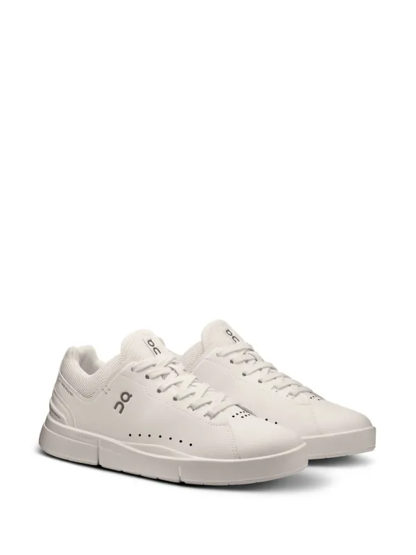 On The Roger Advantage スニーカー | ホワイト | FARFETCH JP