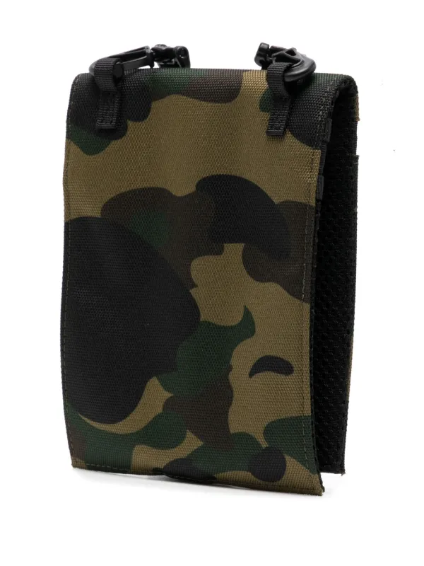 A BATHING APE® カモフラージュ ショルダーバッグ | グリーン